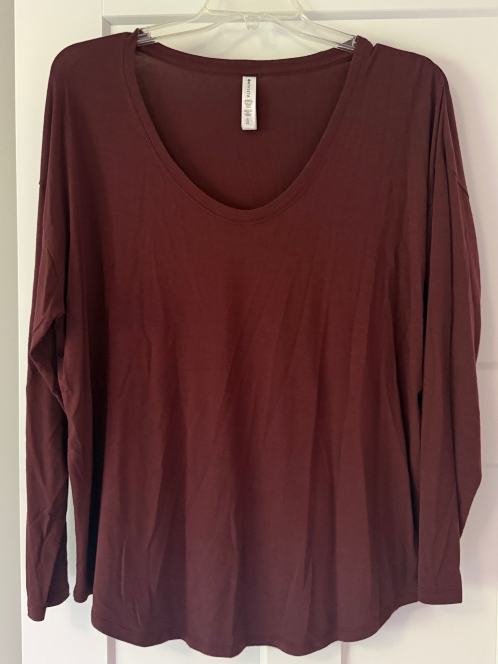 Athleta Cloudlight Stratus Top in Burgundy